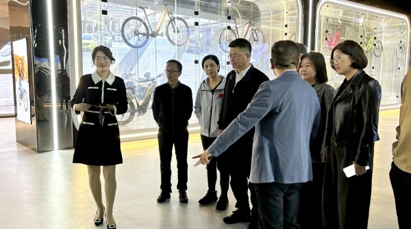 ����븰���Ƶ�����ˮ������ҵ����